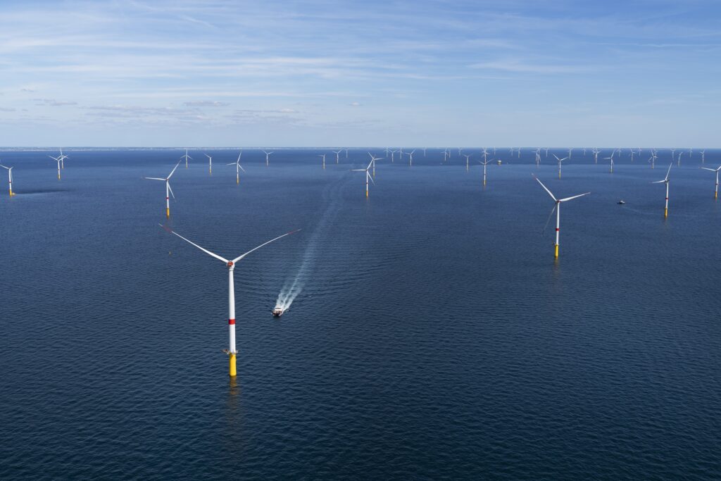 法國電力能源開發法國首座離岸風場-聖納澤爾風場 Sain-Nazaire Offshore Wind Farm (440MW)